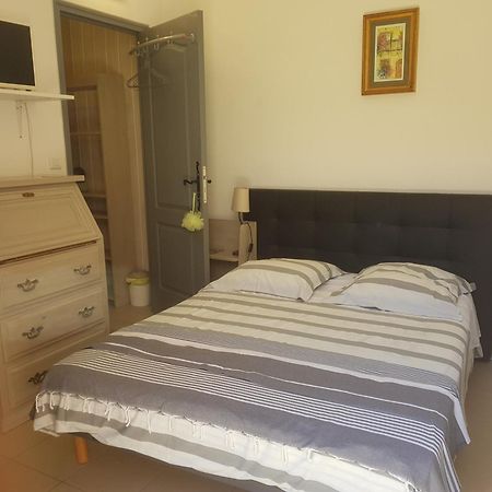 Les Lezards 2 Au Soleil Draguignan Bed & Breakfast Exterior photo
